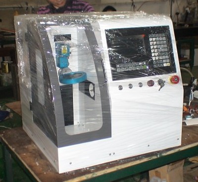 深圳思科諾1010小型數(shù)控義齒雕刻機 精密技術(shù)與醫(yī)療美學的融合
